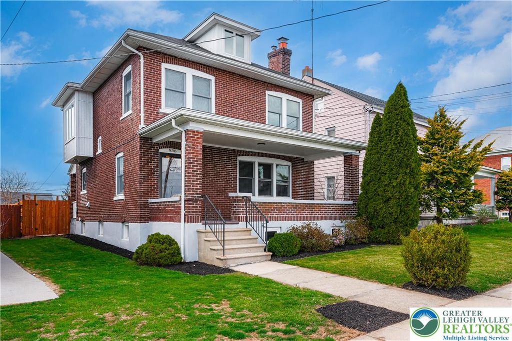 956 Club Avenue, Allentown City, PA 18109