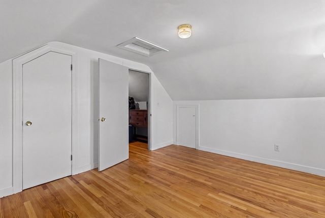 38 Upland St, Auburn, MA 01501