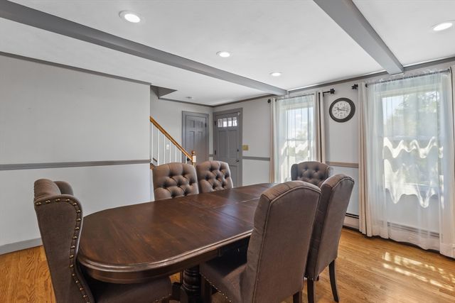 38 Upland St, Auburn, MA 01501