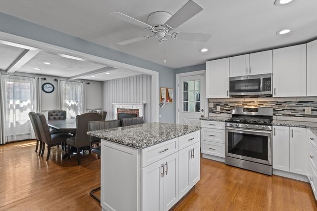 38 Upland St, Auburn, MA 01501
