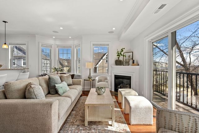 67 Church St 1, Boston, MA 02122