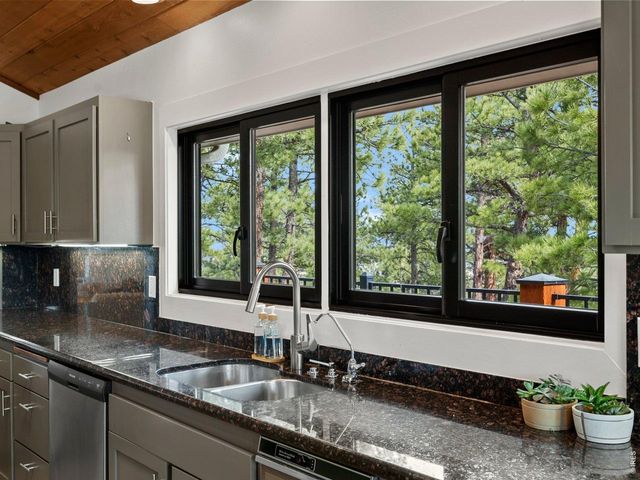 4300 Sunshine Canyon Dr, Boulder, CO 80302