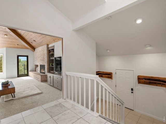 4300 Sunshine Canyon Dr, Boulder, CO 80302