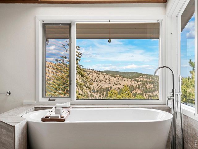 4300 Sunshine Canyon Dr, Boulder, CO 80302