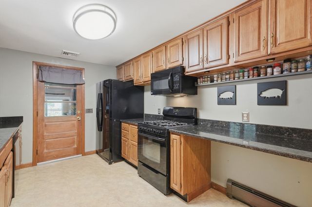 15 Kiberd Drive, Chelmsford, MA 01863