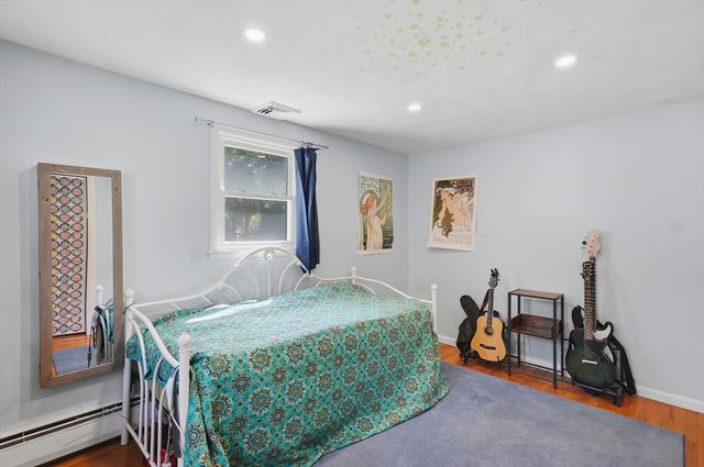 15 Kiberd Drive, Chelmsford, MA 01863