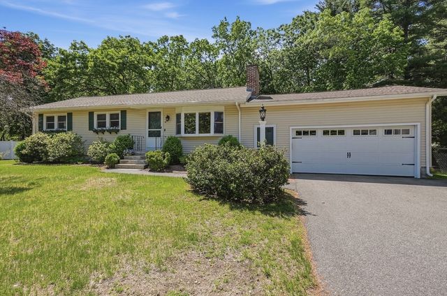 15 Kiberd Drive, Chelmsford, MA 01863