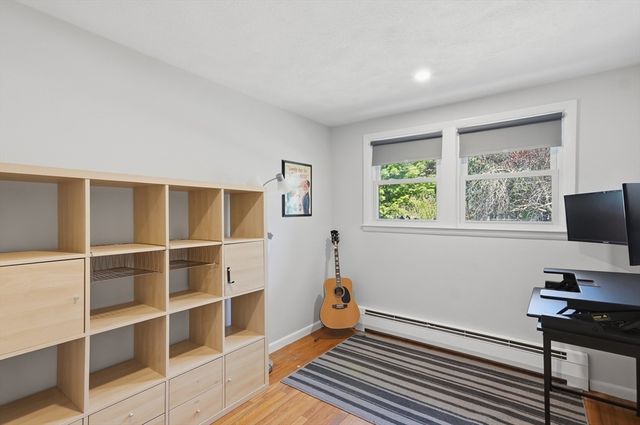 15 Kiberd Drive, Chelmsford, MA 01863