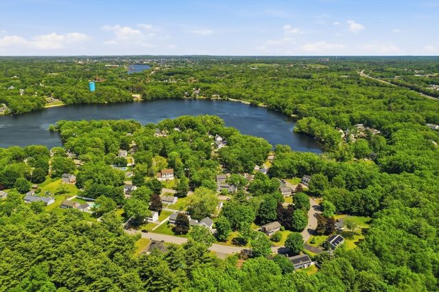 15 Kiberd Drive, Chelmsford, MA 01863