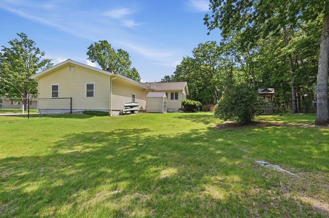 15 Kiberd Drive, Chelmsford, MA 01863