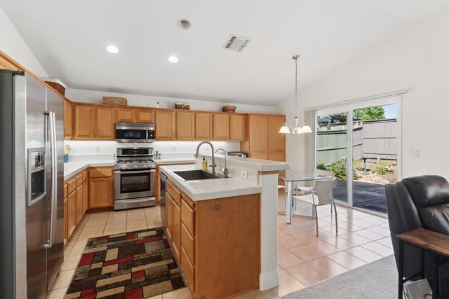 4479 Ruby Landing Way, Rancho Cordova, CA 95742