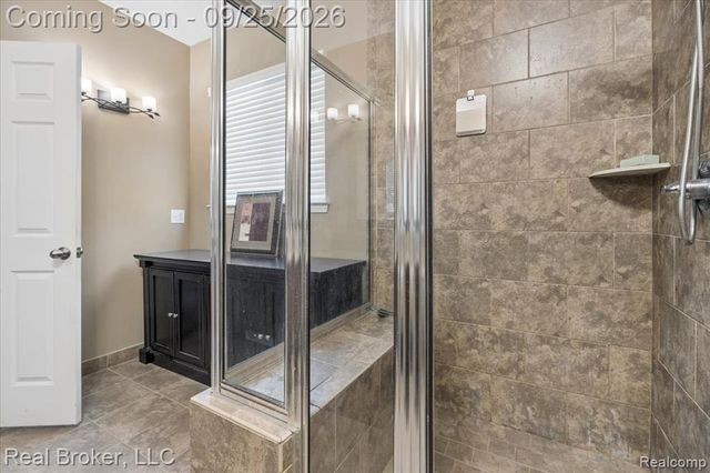 51285 Upland View Street, Canton, MI 48188