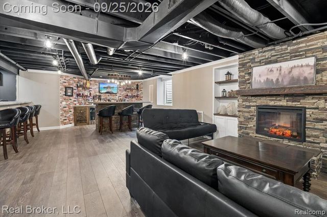 51285 Upland View Street, Canton, MI 48188