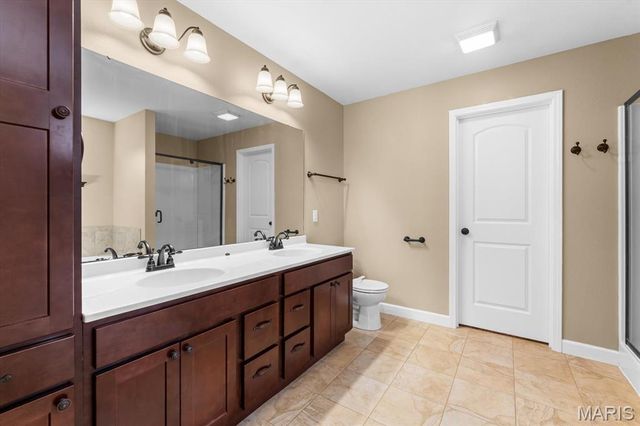 1239 Rutledge Drive, Troy, IL 62294