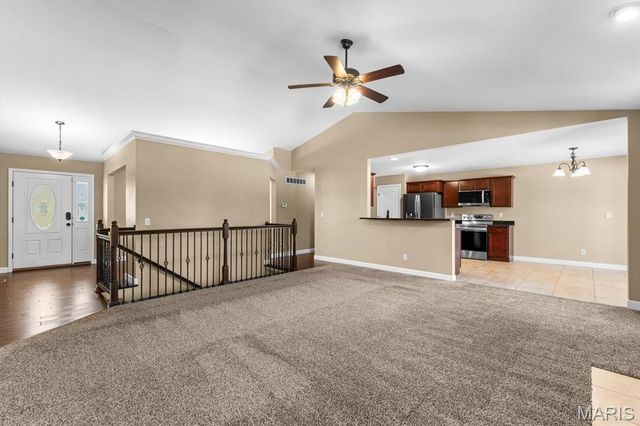 1239 Rutledge Drive, Troy, IL 62294