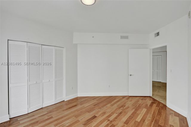7275 SW 90th St C410, Miami, FL 33156