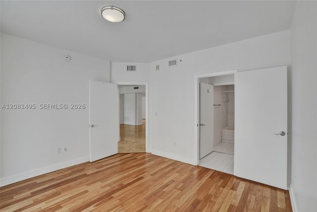 7275 SW 90th St C410, Miami, FL 33156