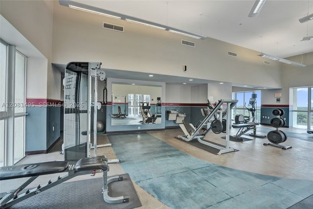 7275 SW 90th St C410, Miami, FL 33156