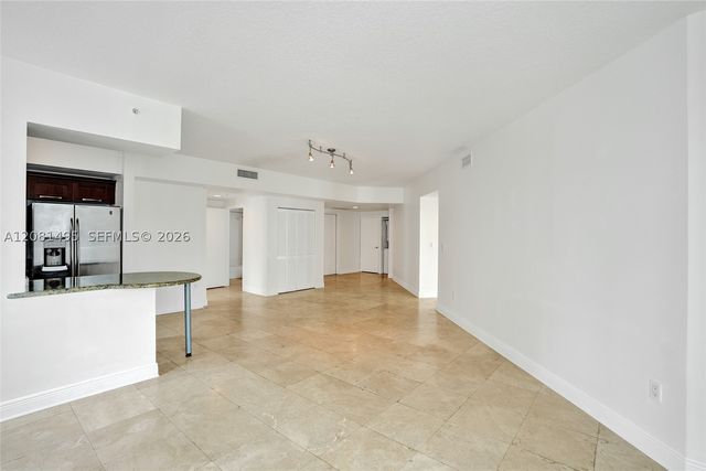 7275 SW 90th St C410, Miami, FL 33156