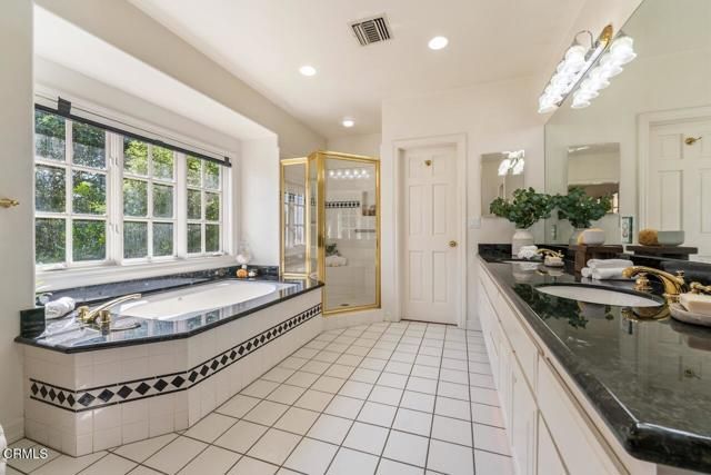 3250 Mesaloa Lane, Pasadena, CA 91107