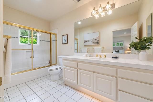 3250 Mesaloa Lane, Pasadena, CA 91107