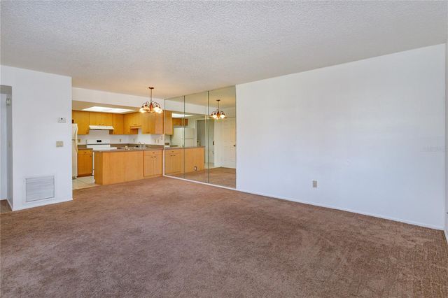 81 WINDTREE LANE 104, Winter Garden, FL 34787