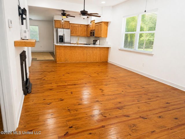309 Seal Avenue, Biloxi, MS 39530