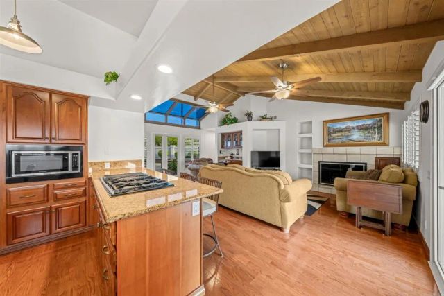 2886 Windwood Way, El Cajon, CA 92019