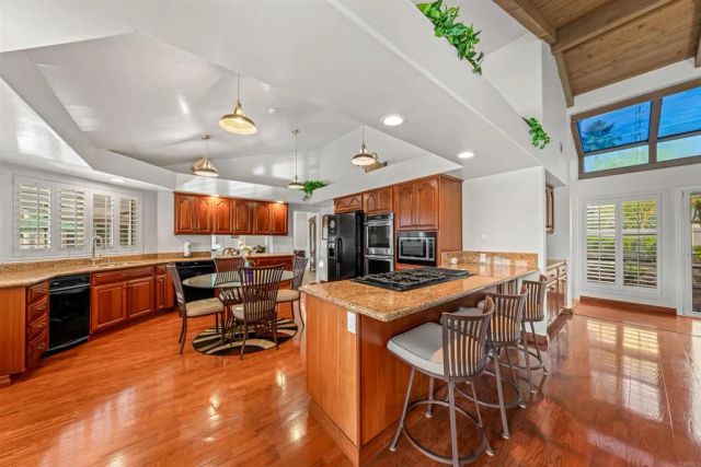 2886 Windwood Way, El Cajon, CA 92019