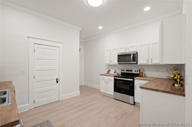 826 Catherine Place, New Albany, IN 47150