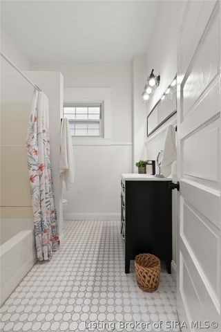 826 Catherine Place, New Albany, IN 47150