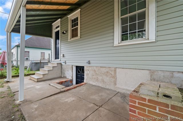 826 Catherine Place, New Albany, IN 47150