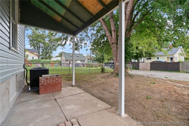 826 Catherine Place, New Albany, IN 47150