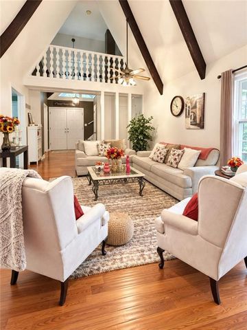 9127 W 91st Terrace, Overland Park, KS 66212