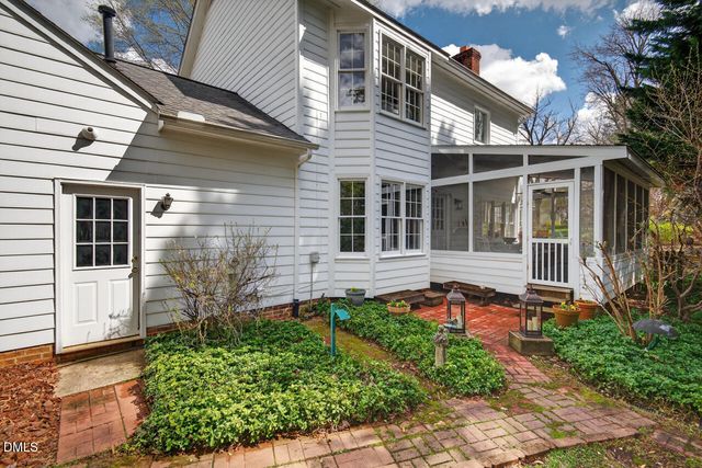 109 S Drawbridge Lane, Cary, NC 27513