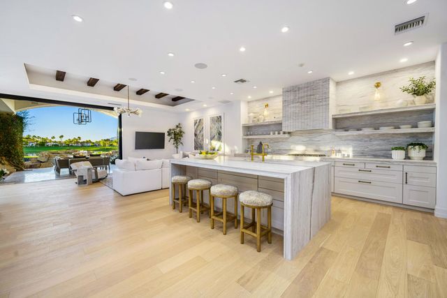 53188 Via Palacio, La Quinta, CA 92253