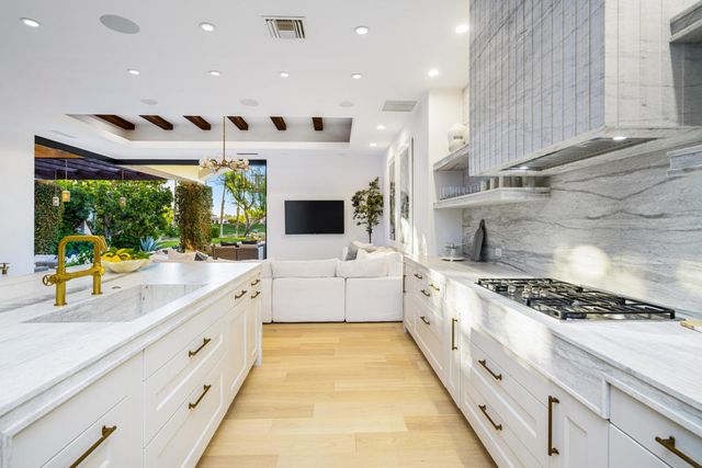 53188 Via Palacio, La Quinta, CA 92253