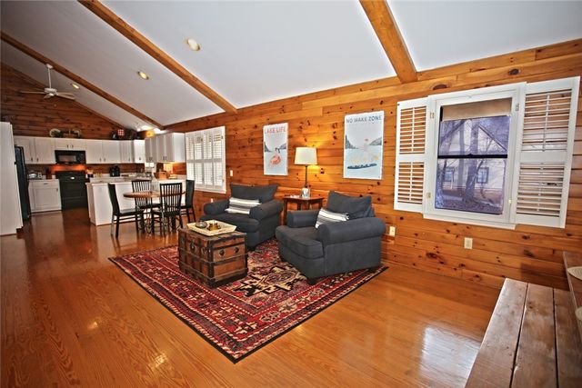 110 Nautica Point, Six Mile, SC 29682