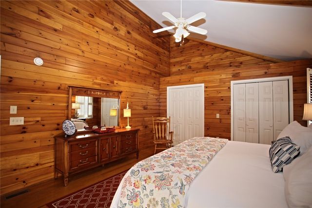 110 Nautica Point, Six Mile, SC 29682