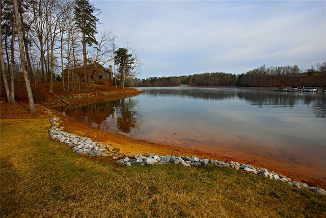 110 Nautica Point, Six Mile, SC 29682