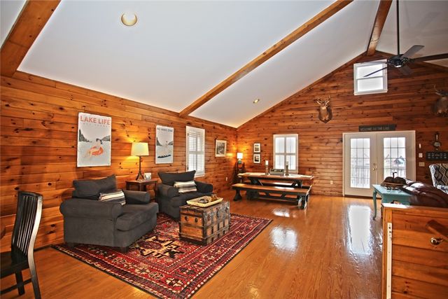 110 Nautica Point, Six Mile, SC 29682