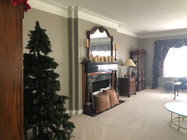 1216 Washington Rd, Mt Lebanon, PA 15228