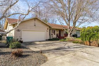 1462 Darneille Lane, Grants Pass, OR 97527