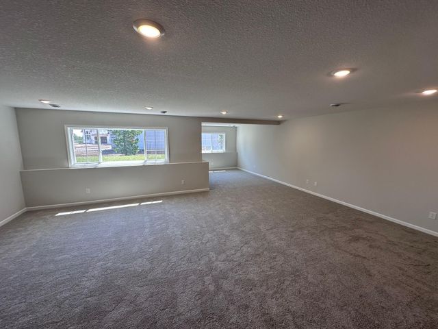 7586 201st Street W, Lakeville, MN 55044