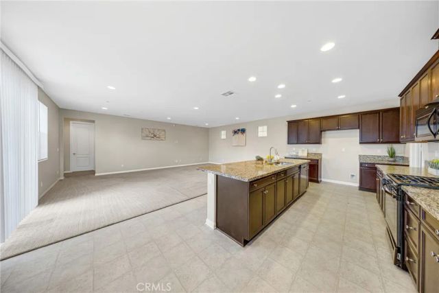 6101 Snapdragon, Eastvale, CA 92880