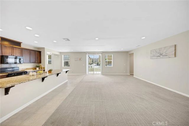 6101 Snapdragon, Eastvale, CA 92880