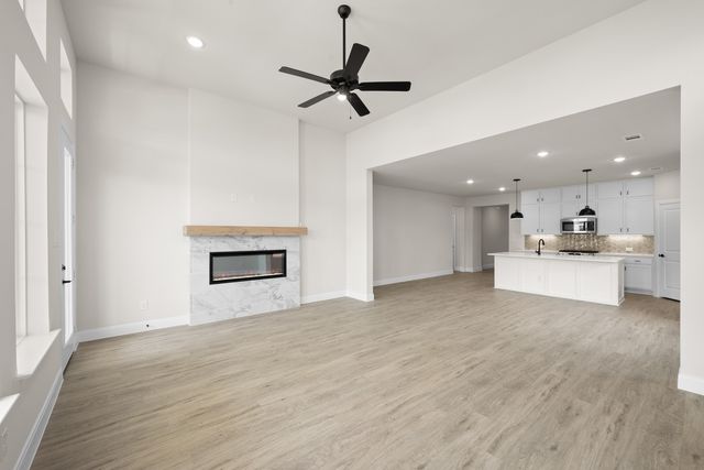 1124 Abigail Way, Midlothian, TX 76065