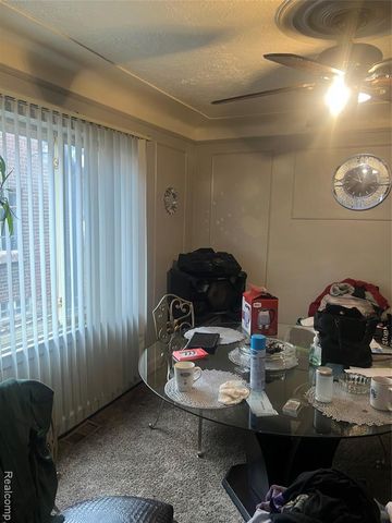 16906 Prairie Street, Detroit, MI 48221