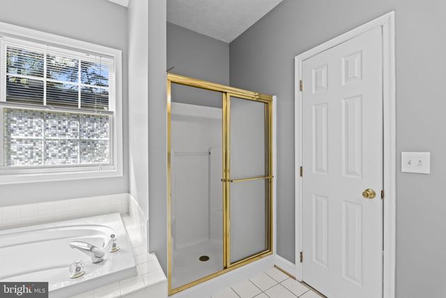 11315 LORD BALTIMORE DR, Swan Point, MD 20645