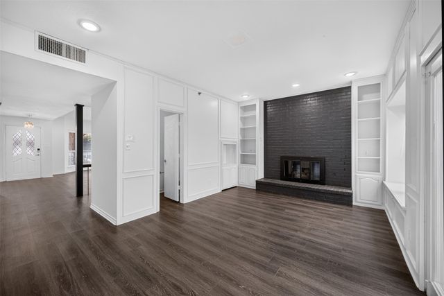 1319 Birkenhead Court, Dallas, TX 75204